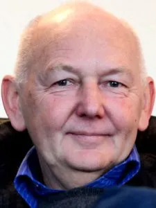 Dr.-Bernd-Boettger-225x300